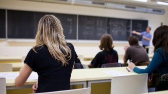 Cours th&eacute;matique sur la contractualisation